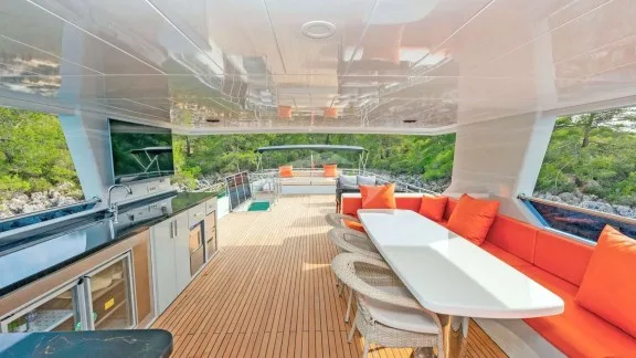 Image of SIMAY M yacht #5