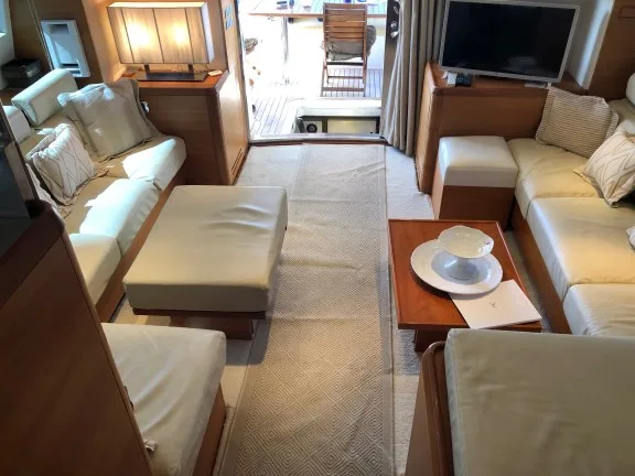 Image of JULY yacht #8