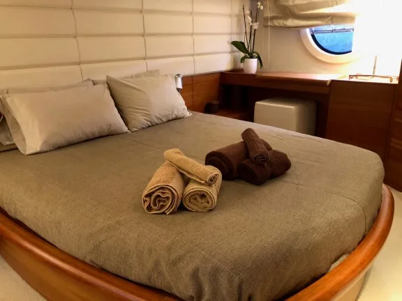 Image of JULY yacht #12