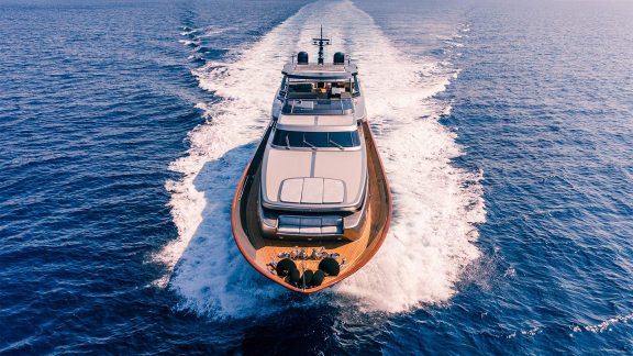 Image of OVAL yacht #4