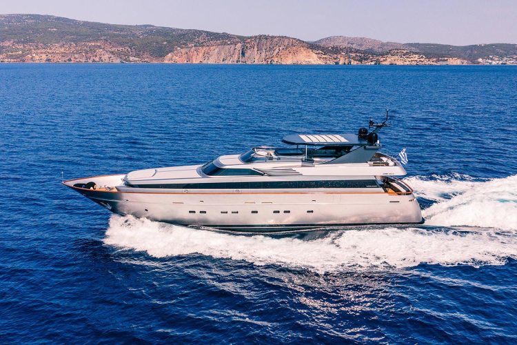 Image of OVAL yacht