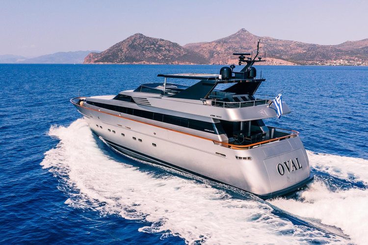 Image of OVAL yacht