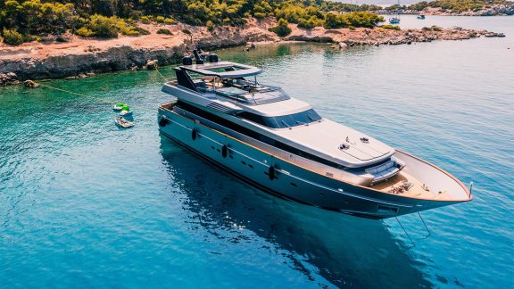 Image of OVAL yacht #12