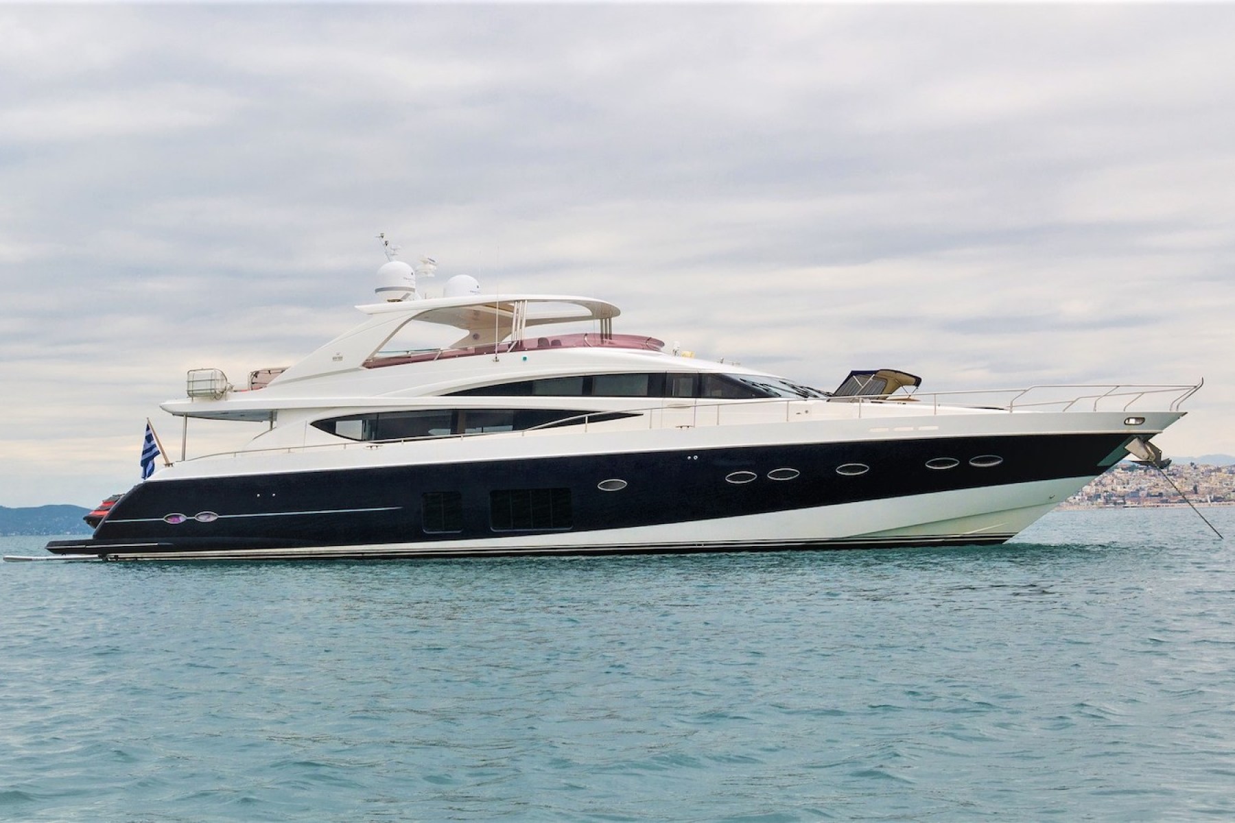 Main image of 4LIFE yacht