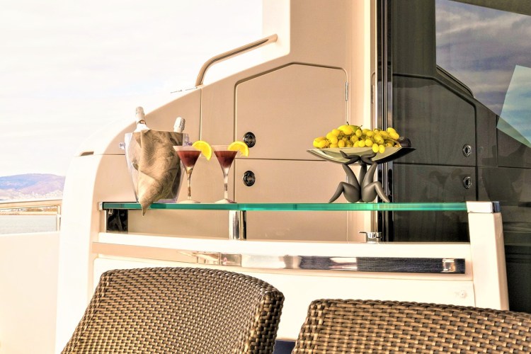 Image of 4LIFE yacht