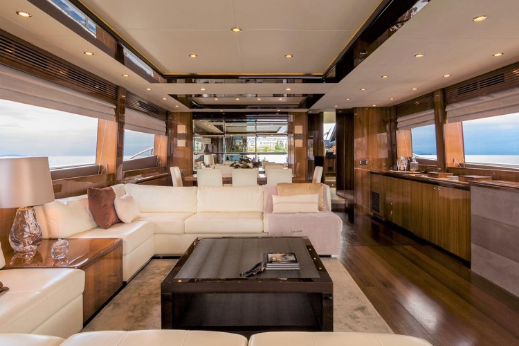 Image of 4LIFE yacht