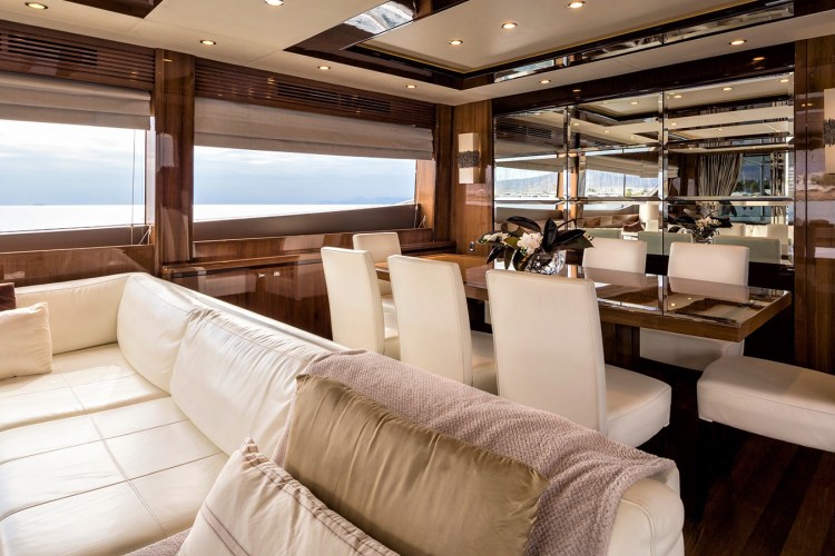 Image of 4LIFE yacht