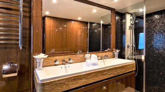 Image of 4LIFE yacht #10