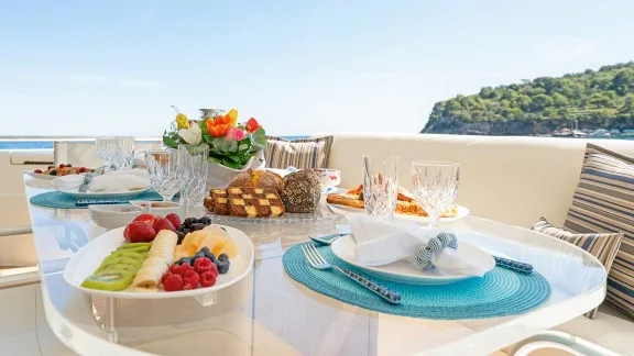 Image of IRENE yacht #9