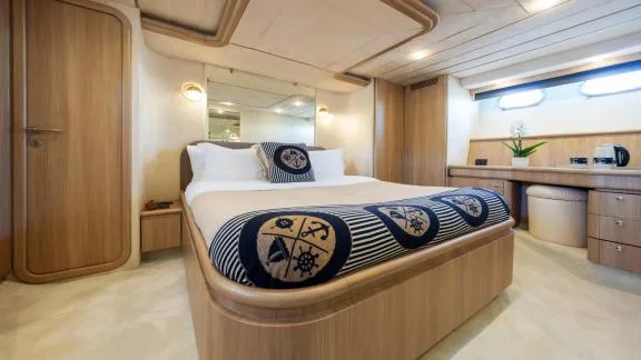 Image of IRENE yacht #21