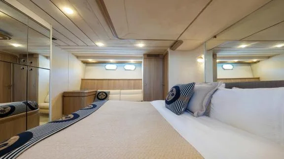 Image of IRENE yacht #23