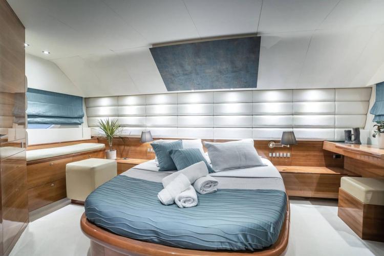Image of SUMMER THERAPY yacht