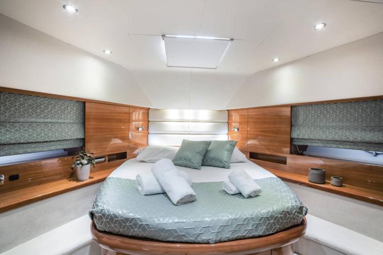 Image of SUMMER THERAPY yacht