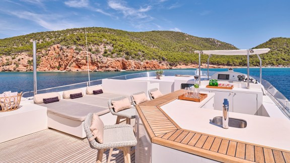 Image of SANJANA yacht #43