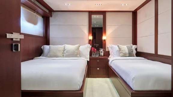 Image of SANJANA yacht #35