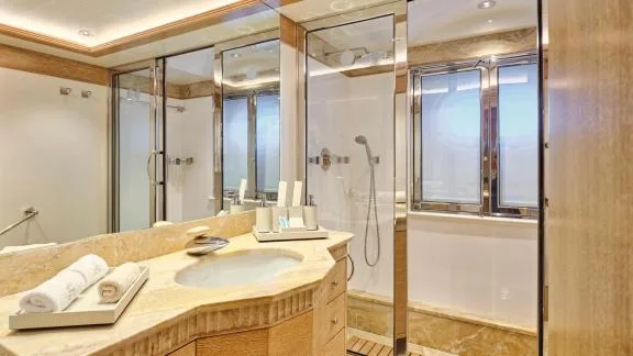 Image of ARTEMISEA yacht #47