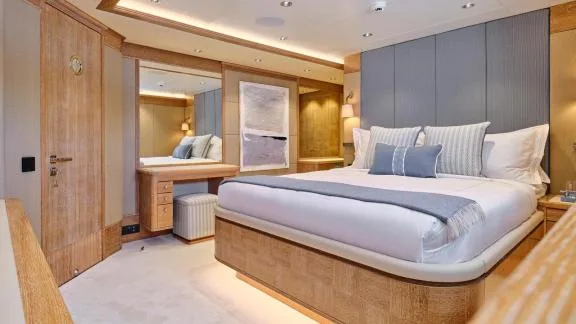 Image of ARTEMISEA yacht #48