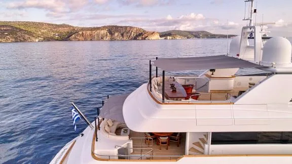 Image of ARTEMISEA yacht #25