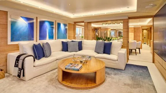 Image of ARTEMISEA yacht #32