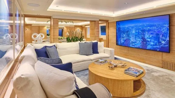 Image of ARTEMISEA yacht #31