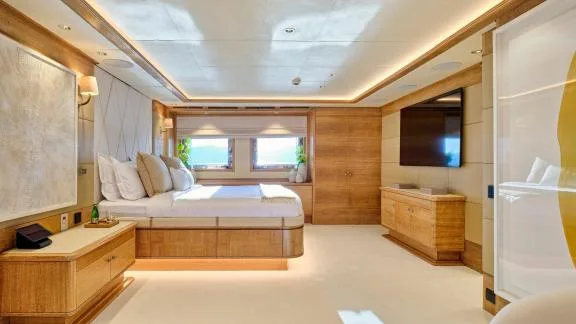 Image of ARTEMISEA yacht #41