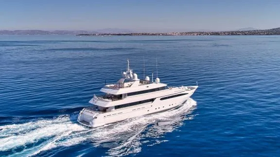 Image of ARTEMISEA yacht #3
