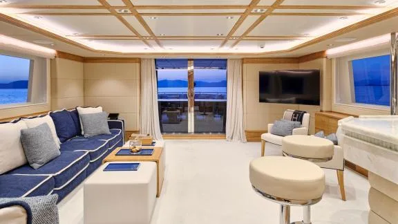 Image of ARTEMISEA yacht #38
