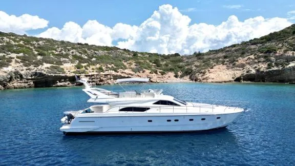 Image of SUMMER CAMP yacht #2