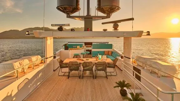 Image of LOANA yacht #12
