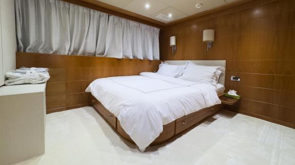 Image of BENIK yacht #34