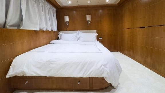 Image of BENIK yacht #35