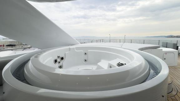 Image of BENIK yacht #60