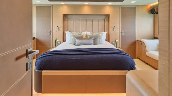 Image of NAYLA yacht #34
