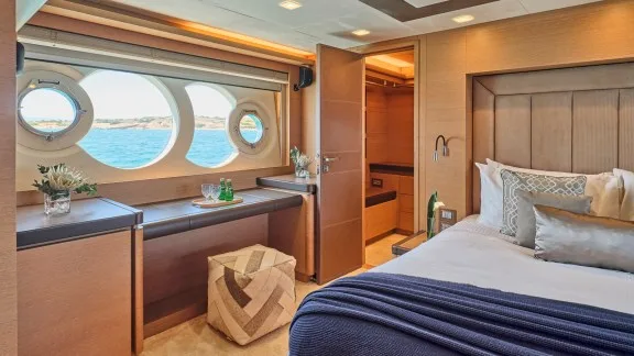 Image of NAYLA yacht #37