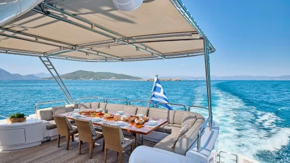 Image of OASIS yacht #19