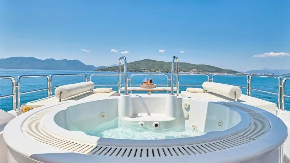 Image of OASIS yacht #26