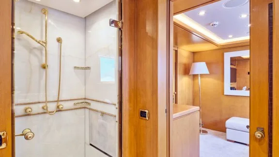 Image of OASIS yacht #43