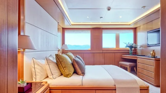 Image of OASIS yacht #48