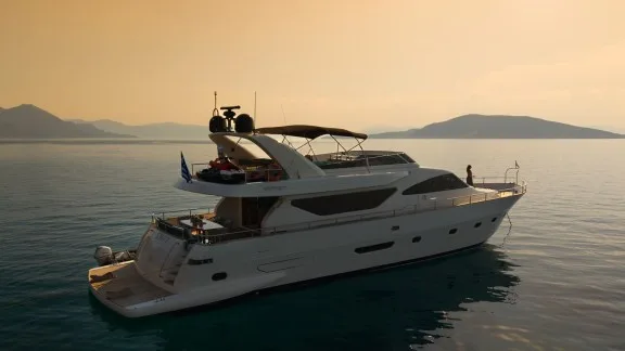 Image of SALTY yacht #36