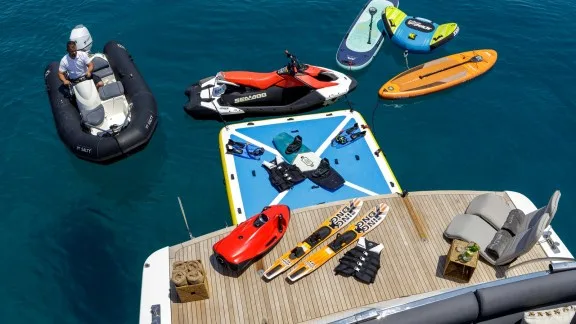 Image of SALTY yacht #35