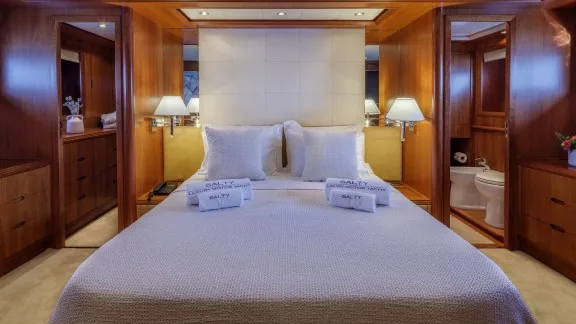 Image of SALTY yacht #19