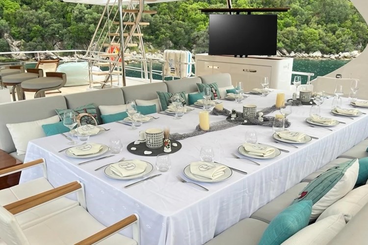 Image of LOVE T yacht