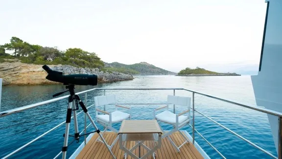 Image of LOVE T yacht #11