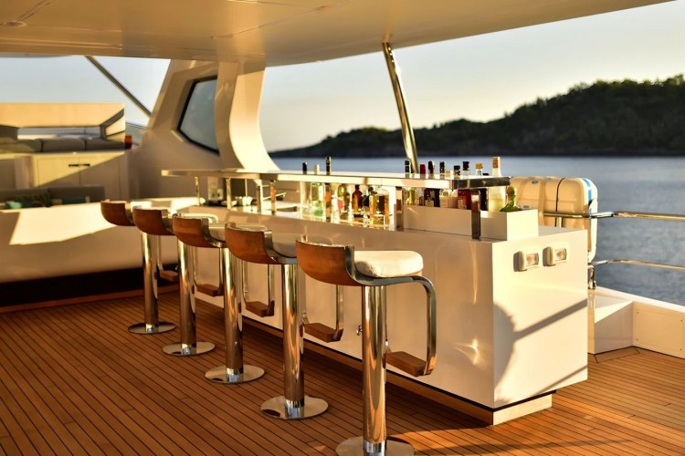Image of LOVE T yacht