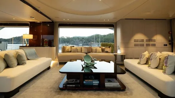 Image of LOVE T yacht #8