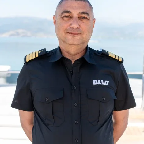 Crew of BLISS|Chief engineer