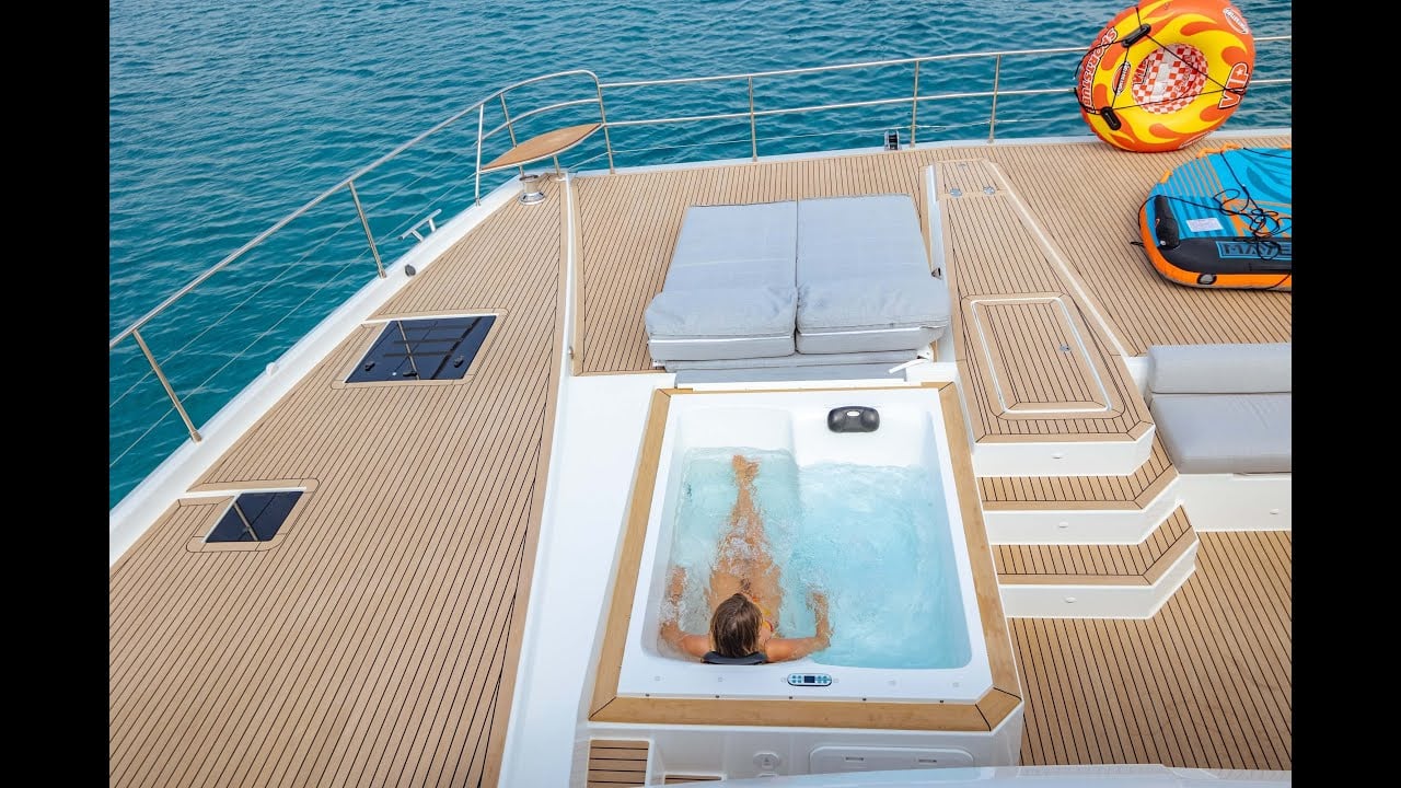 Yacht Video
