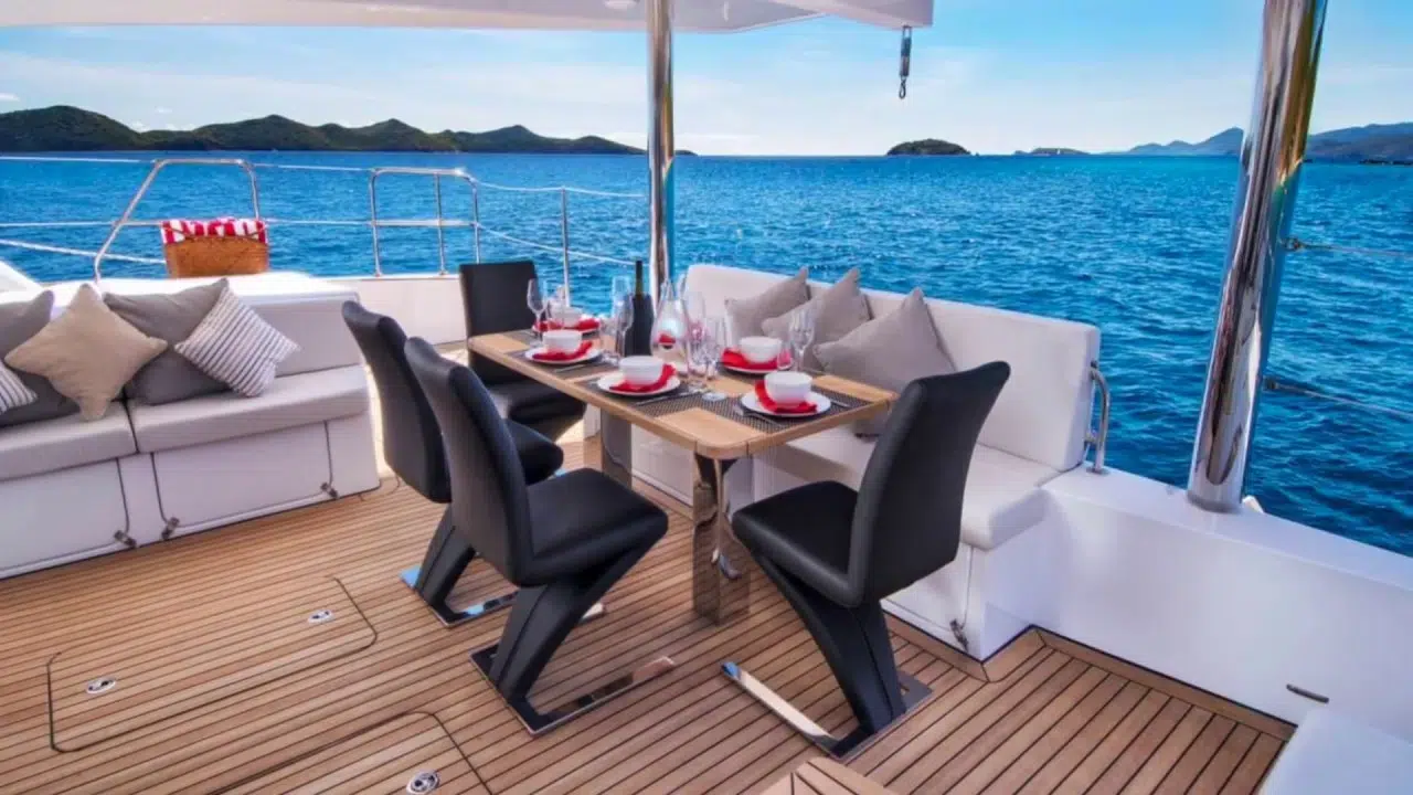 Yacht Video