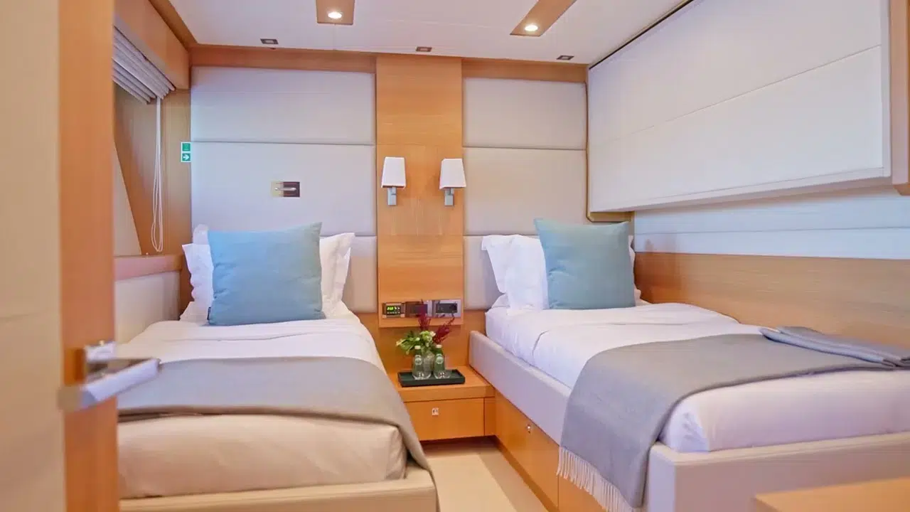 Yacht Video