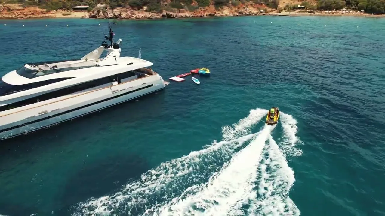 Yacht Video